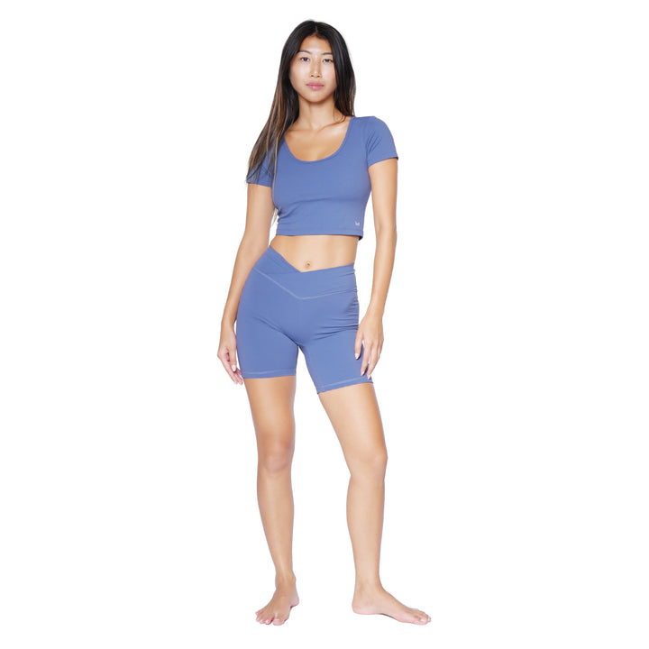 Bien-etre V-Cut Shorts