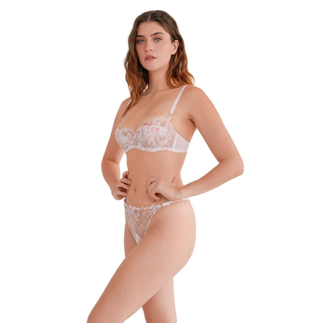 Dalya adjustable String
